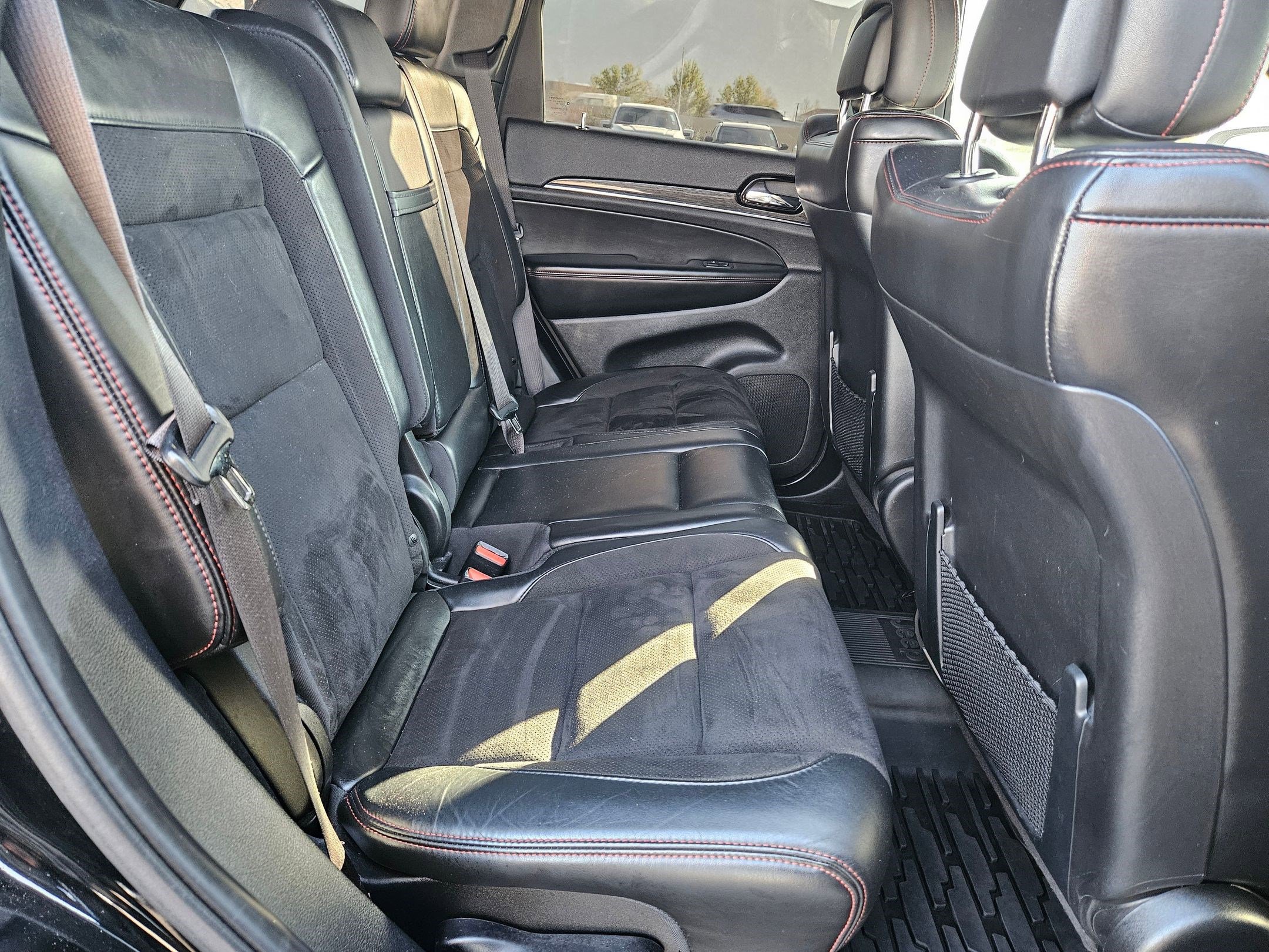 Used 2020 Jeep Grand Cherokee Trailhawk AWD/4WD image 33