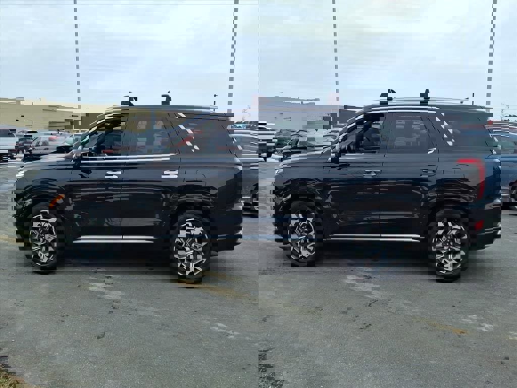 Used 2022 Hyundai Palisade Calligraphy w/ Cargo Package image 23