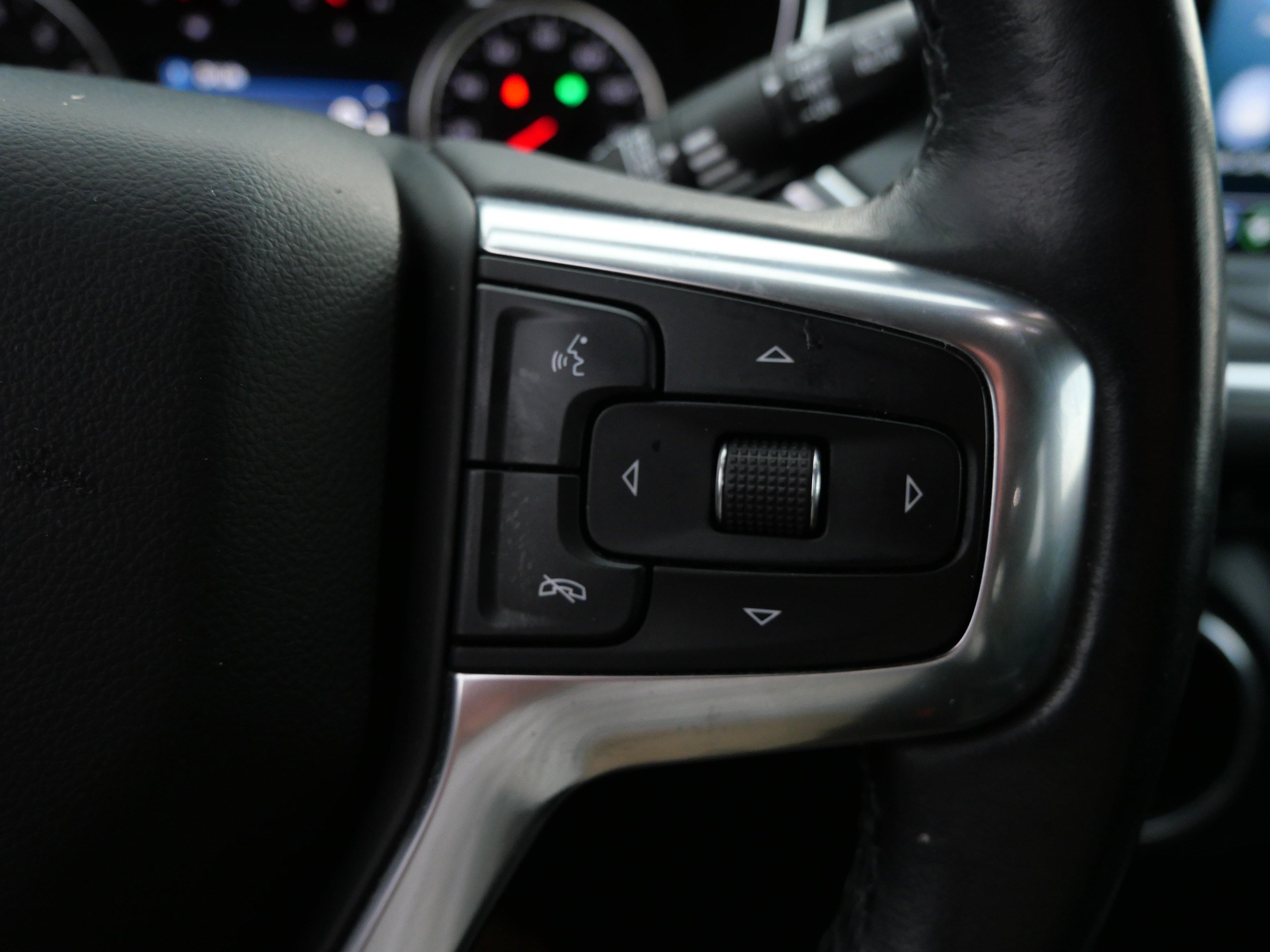 Used 2019 Chevrolet Blazer LT AWD/4WD image 25
