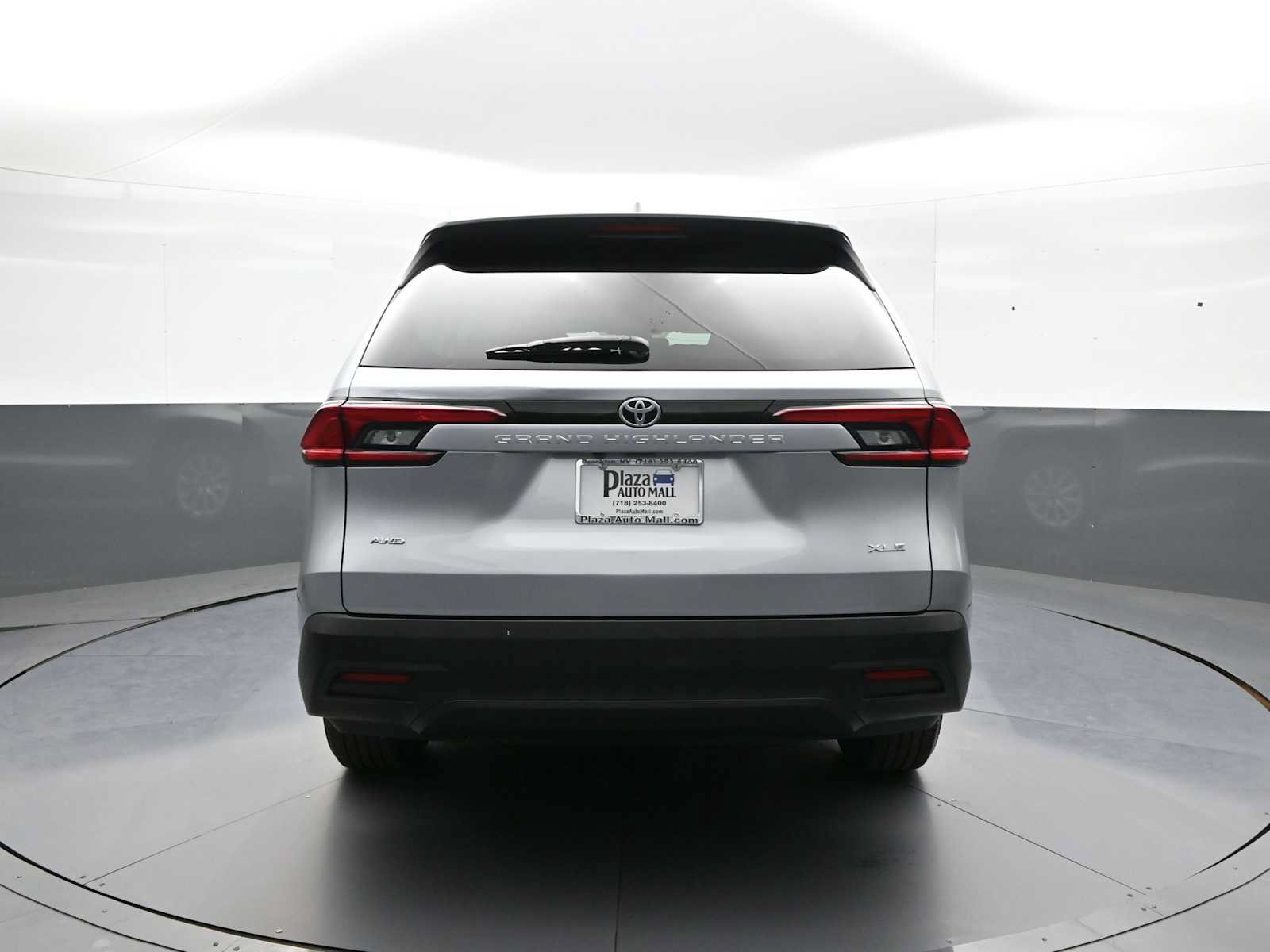 Certified 2025 Toyota Grand Highlander AWD image 7