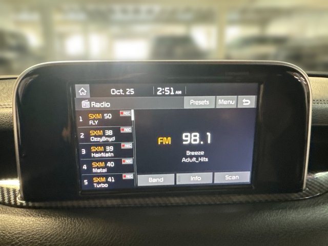 Used 2018 Kia Stinger GT RWD image 13