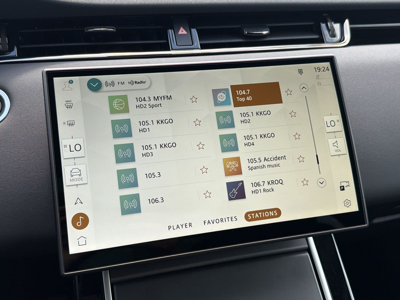New 2026 Land Rover Range Rover Evoque S AWD/4WD image 22