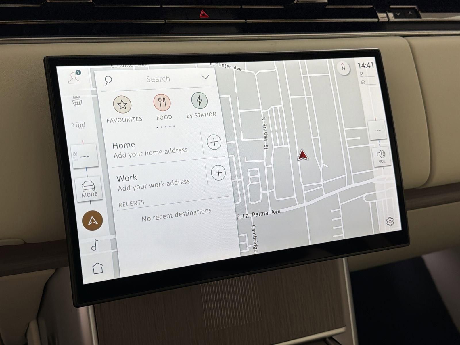 New 2026 Land Rover Range Rover Autobiography image 14