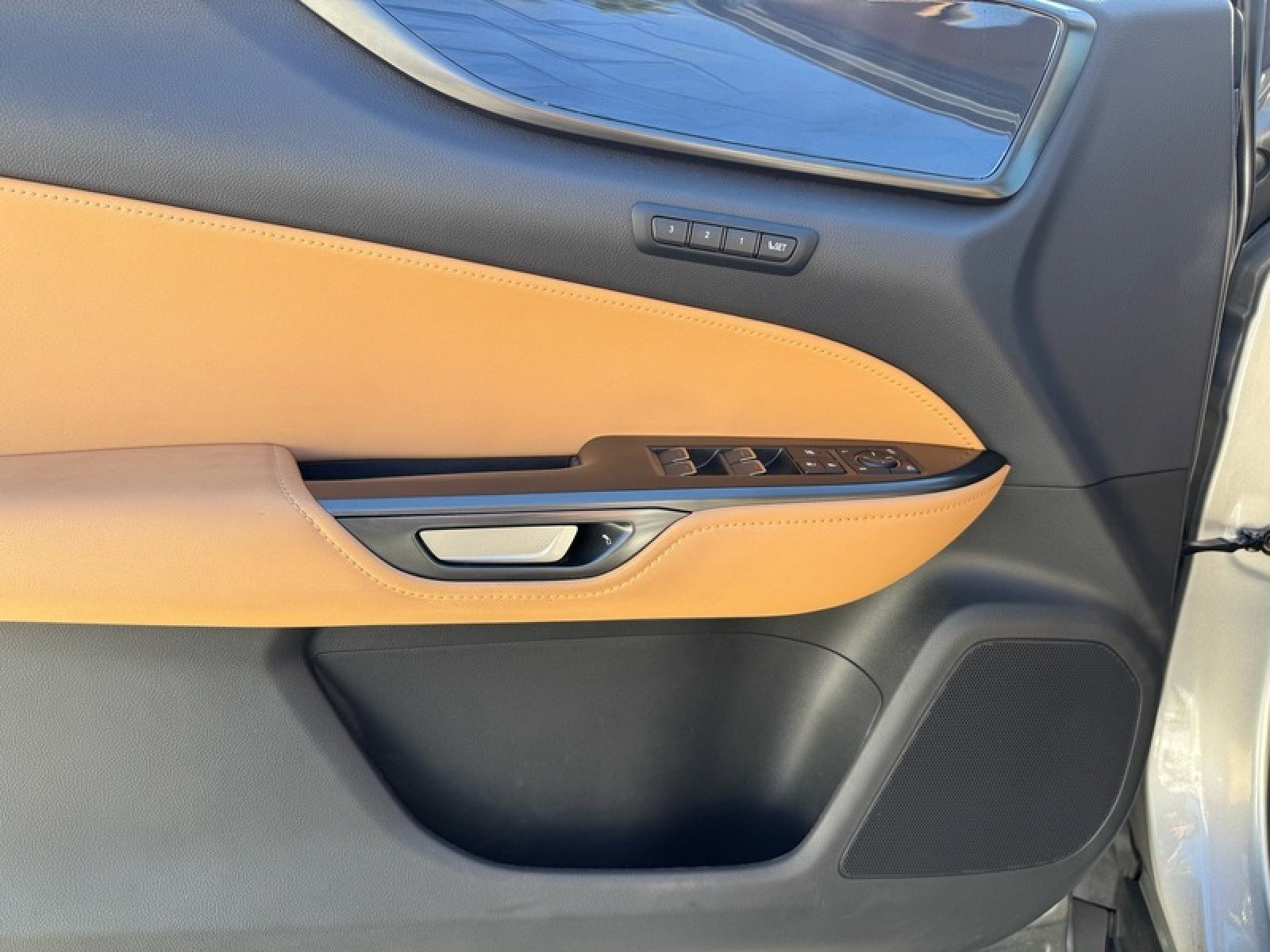 Used 2024 Lexus NX 250 FWD w/ Cold Area Package image 14