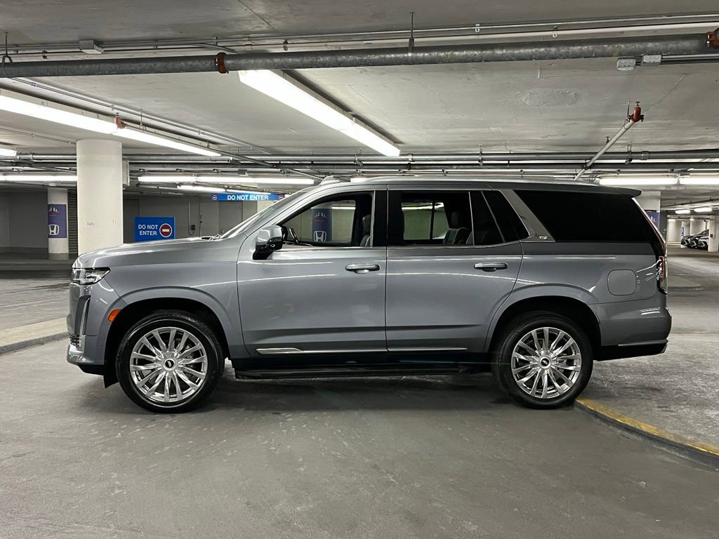 Used 2022 Cadillac Escalade Premium Luxury w/ LPO, Illumination Package image 34