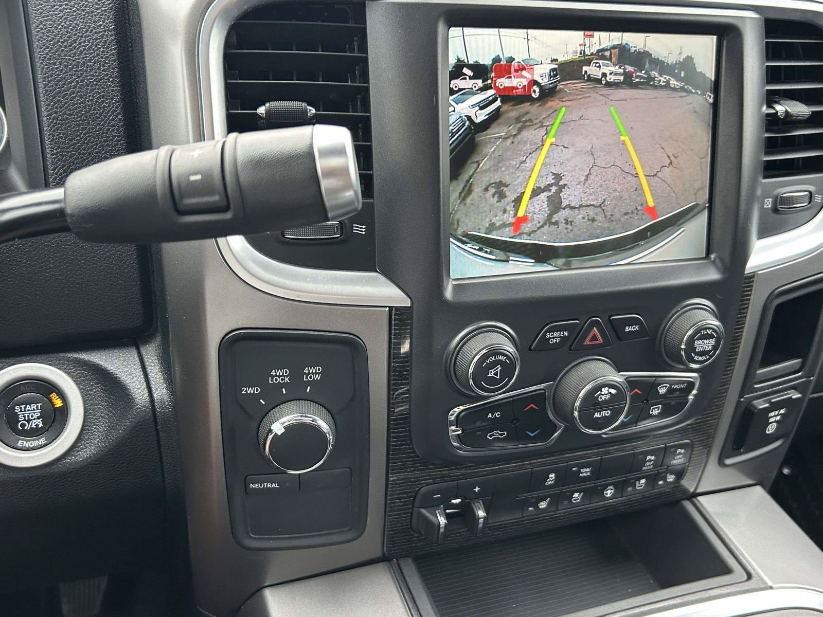 Used 2016 RAM 2500 Limited AWD/4WD image 23