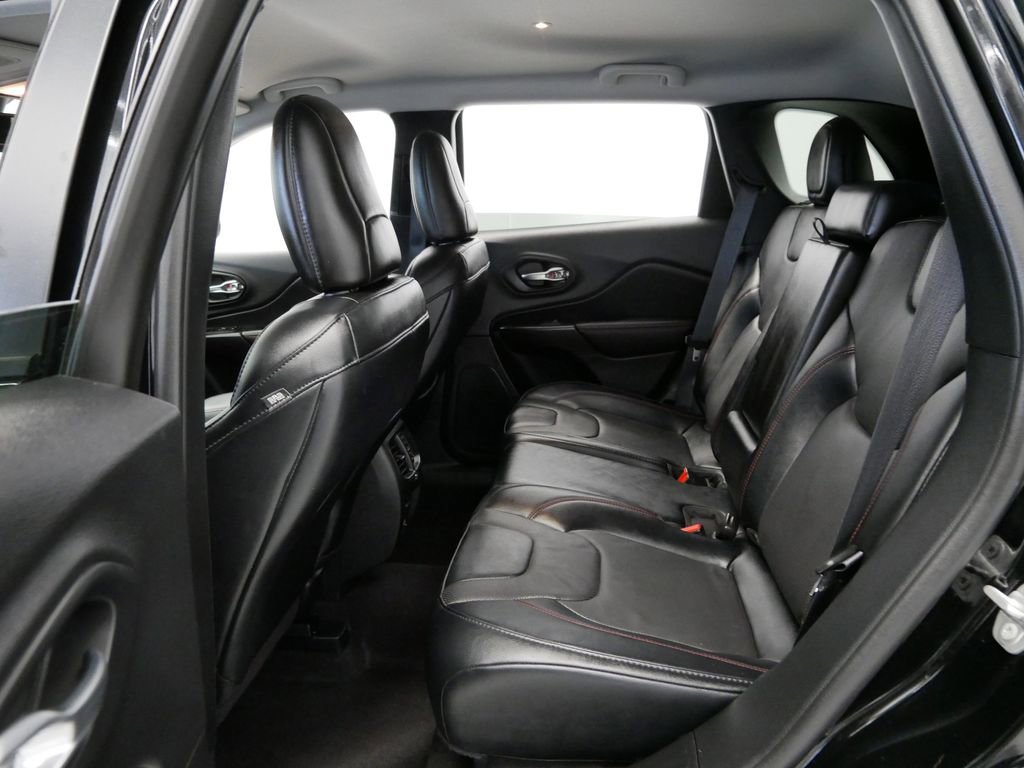 Certified 2022 Jeep Cherokee Trailhawk w/ Premium Leather Package image 6