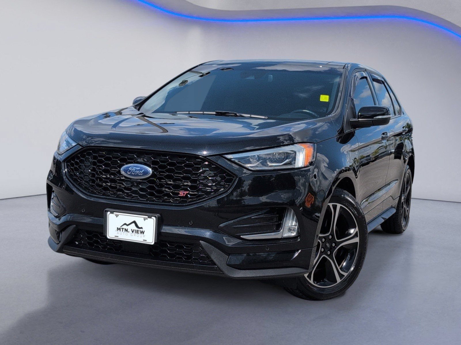 Used 2020 Ford Edge ST w/ Equipment Group 401A AWD/4WD image 2
