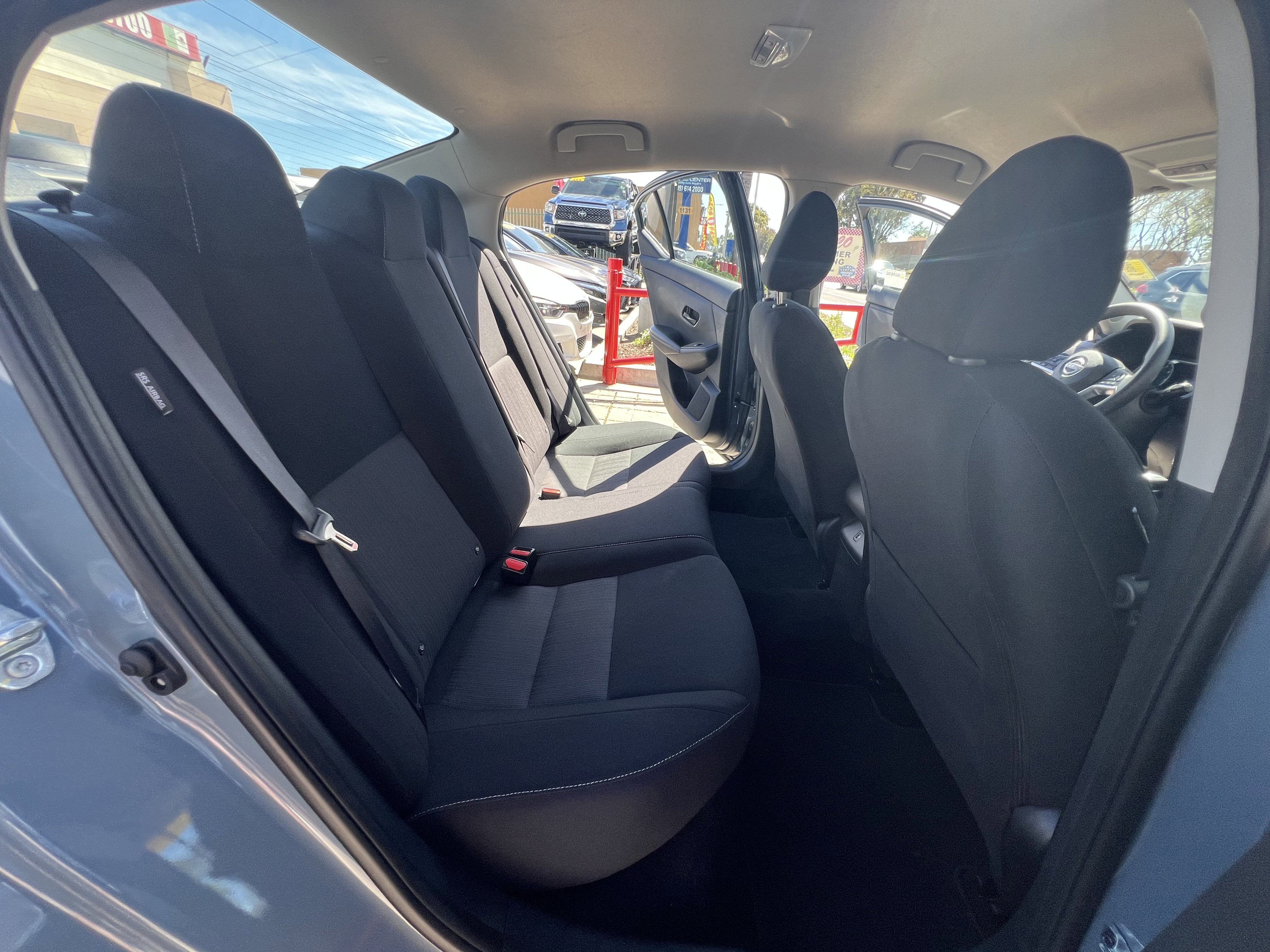 Used 2025 Nissan Sentra SV w/ Trunk Package FWD image 30