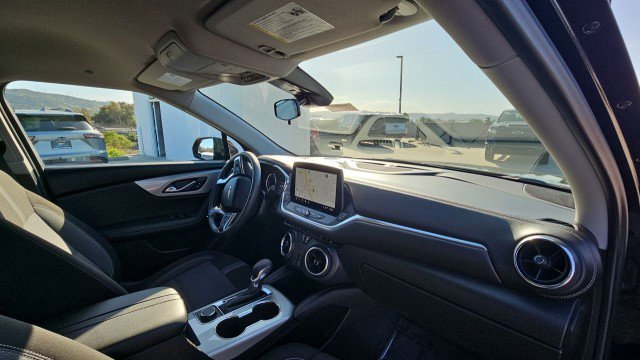 Used 2025 Chevrolet Blazer LT image 29