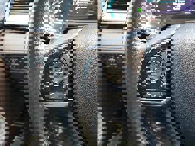 Used 2018 Honda Odyssey Elite image 16