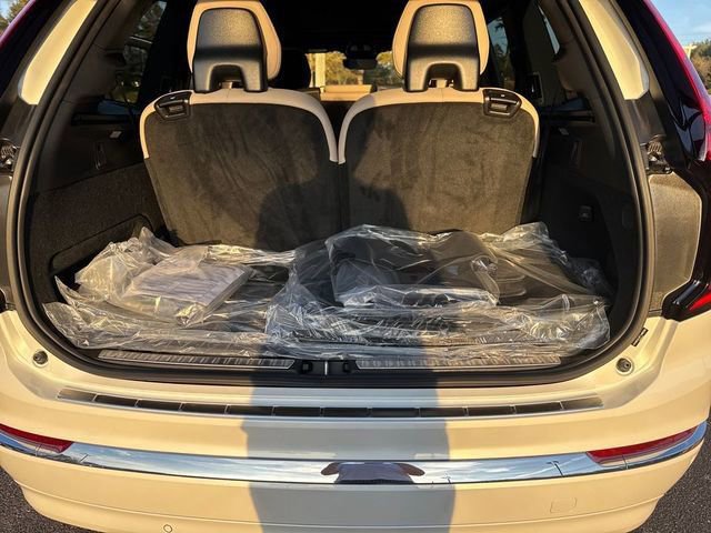 Used 2026 Volvo XC90 B6 Core w/ Protection Package Premier image 29