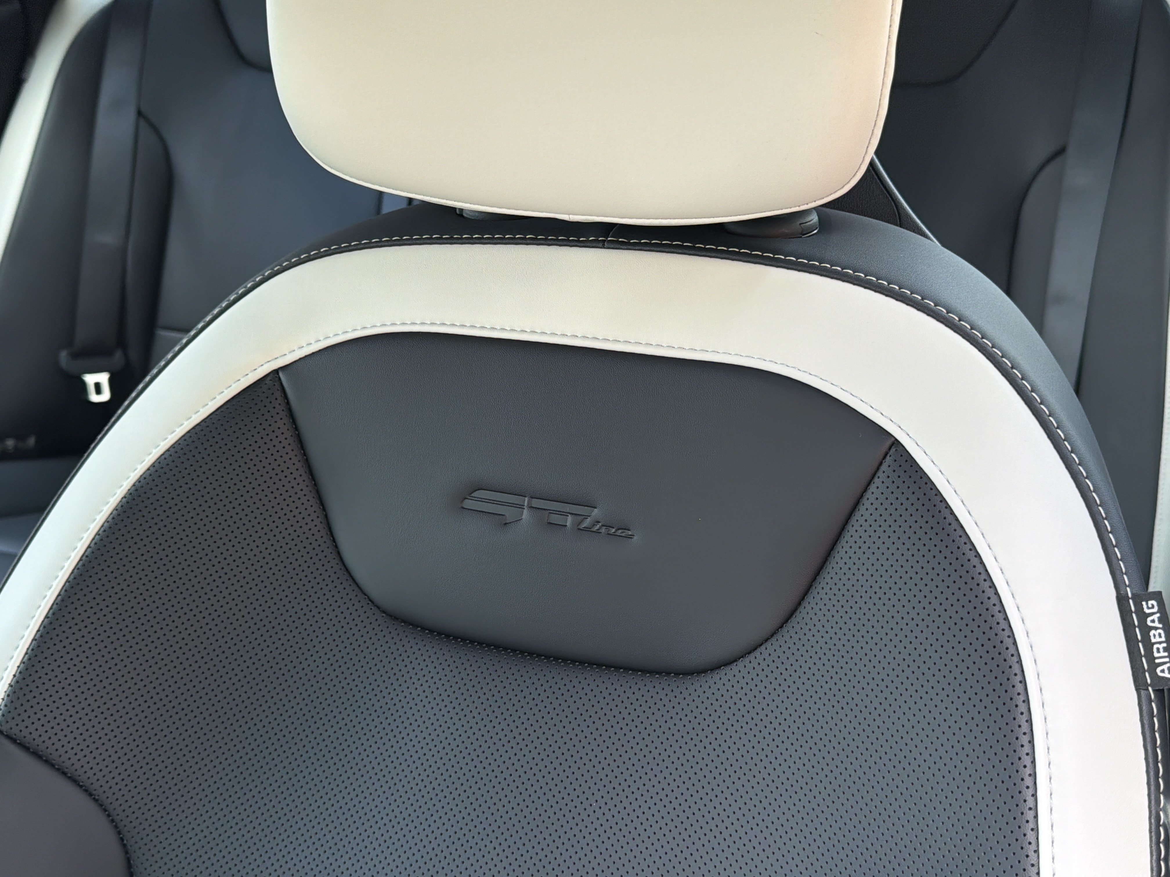 New 2026 Kia K4 GT-Line Turbo FWD image 18