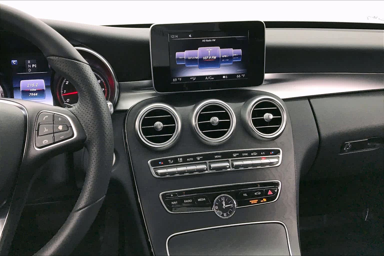 Used 2017 Mercedes-Benz C 300 Sedan image 6