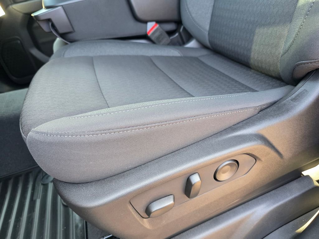 New 2025 Chevrolet Silverado 2500 Custom w/ Custom Value Package image 9