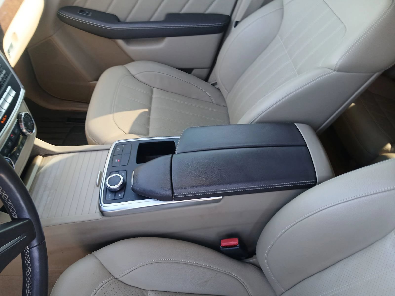 Used 2016 Mercedes-Benz GL 320 BlueTEC 4MATIC image 8