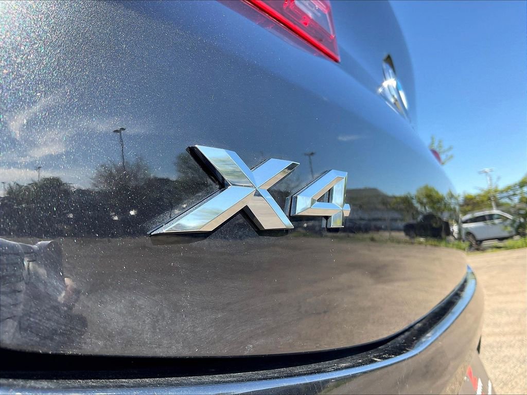 Used 2022 BMW X4 xDrive30i AWD/4WD image 24