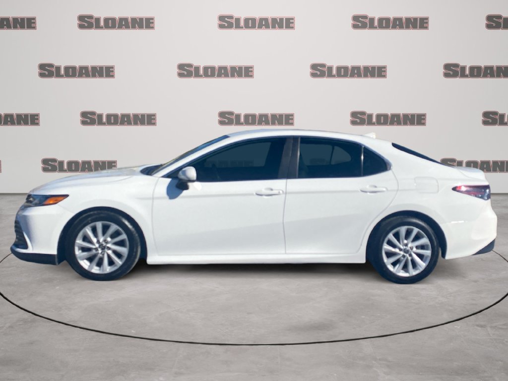 Used 2023 Toyota Camry LE FWD image 2