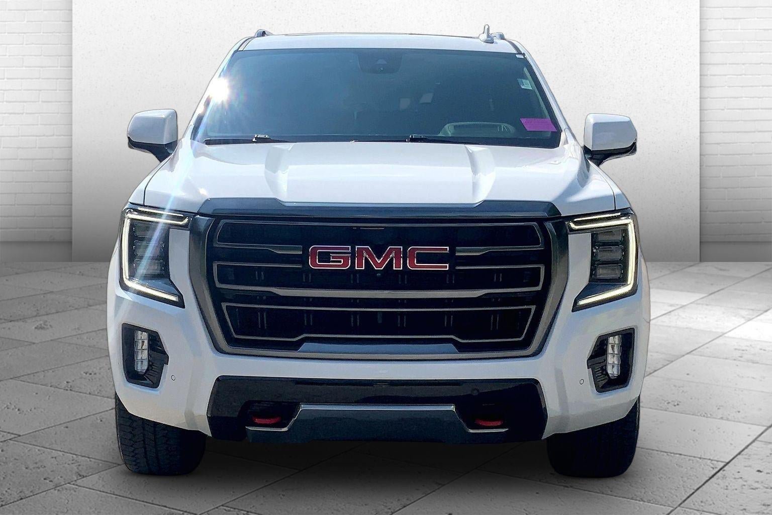 Used 2023 GMC Yukon XL AT4 AWD/4WD image 2
