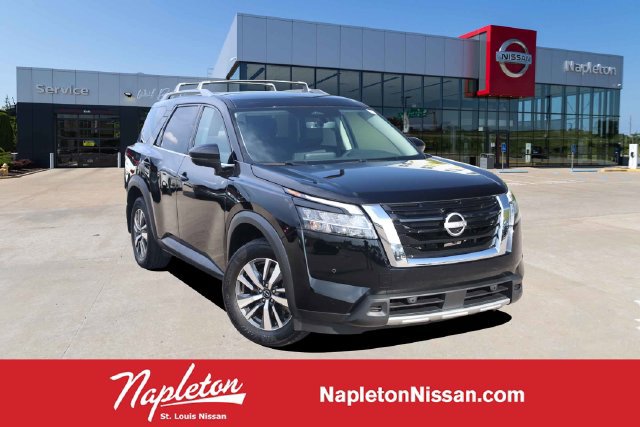 Used 2024 Nissan Pathfinder SL