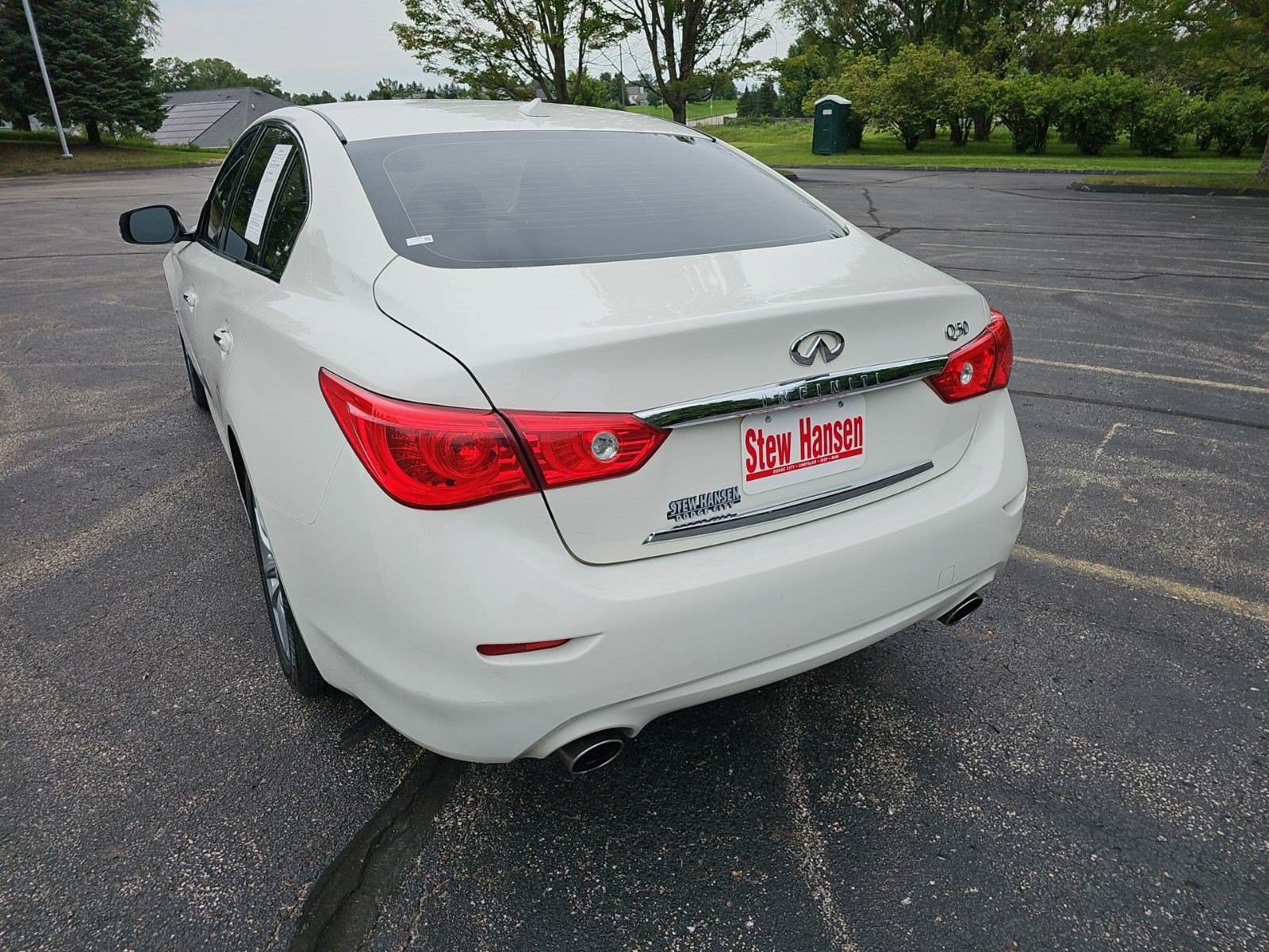 Used 2017 INFINITI Q50 3.0t Premium RWD image 3