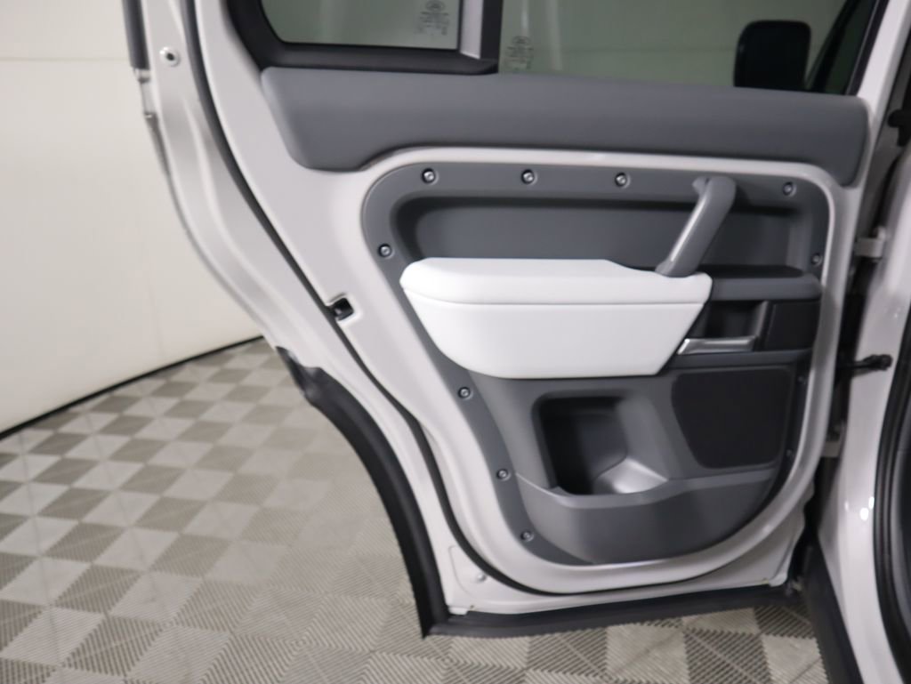 New 2026 Land Rover Defender 110 S image 27