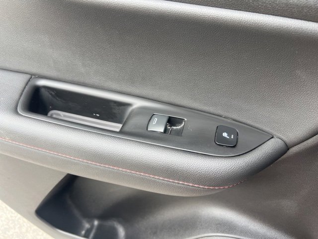 Used 2019 Chevrolet Blazer RS image 28