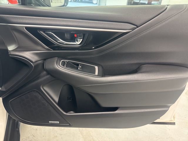 Used 2020 Subaru Outback Limited image 25