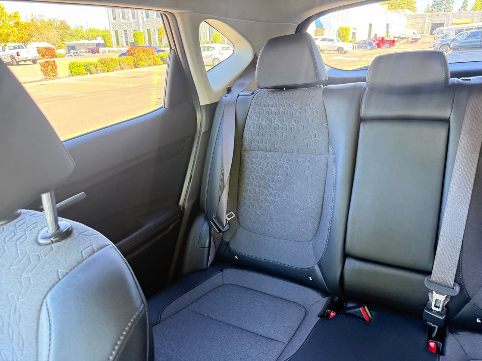 Used 2025 Kia Seltos S FWD image 41