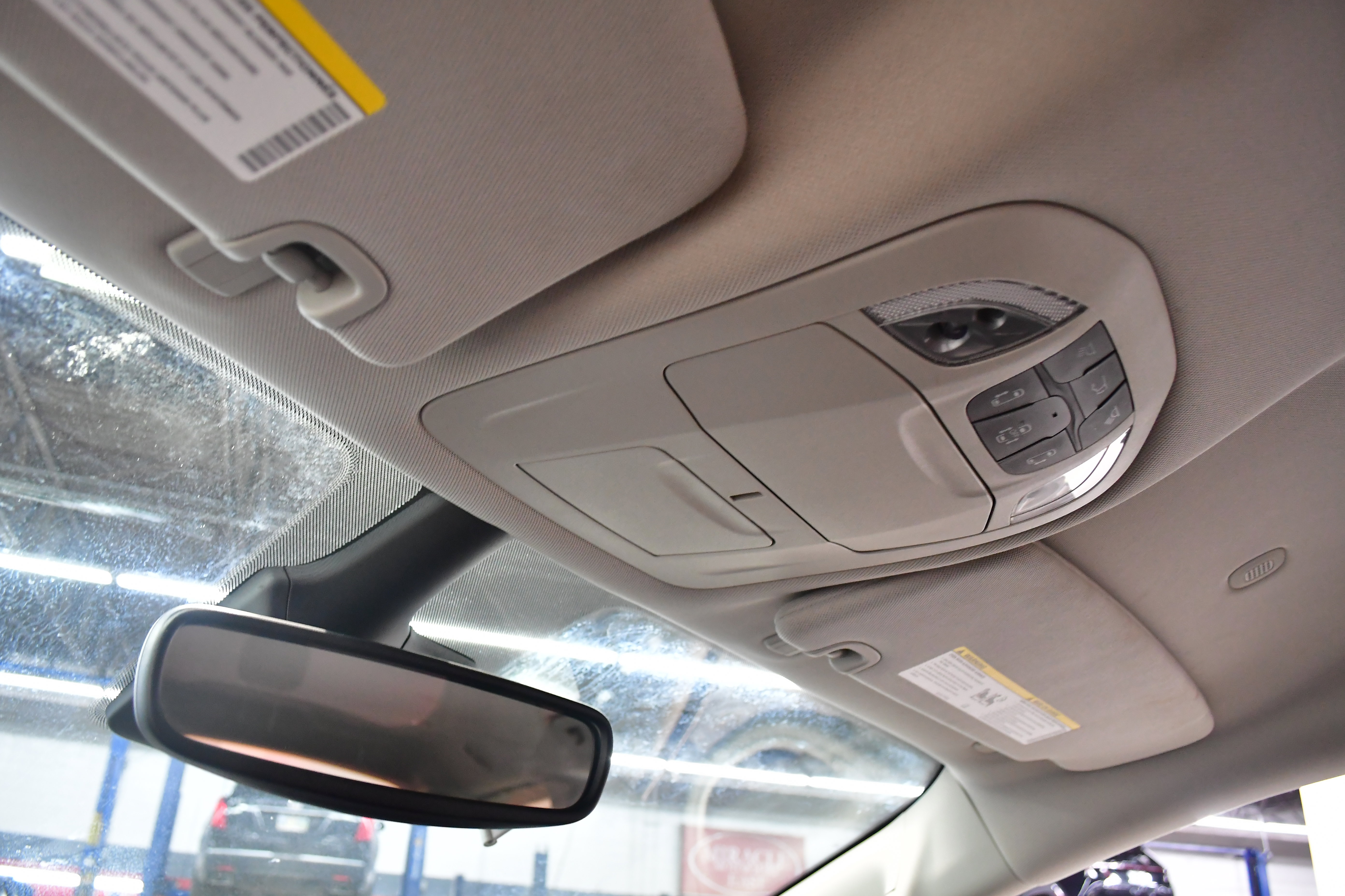 Used 2023 Chrysler Pacifica Touring-L image 56