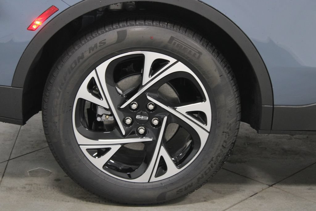 New 2026 Lincoln Nautilus Premier AWD/4WD image 12
