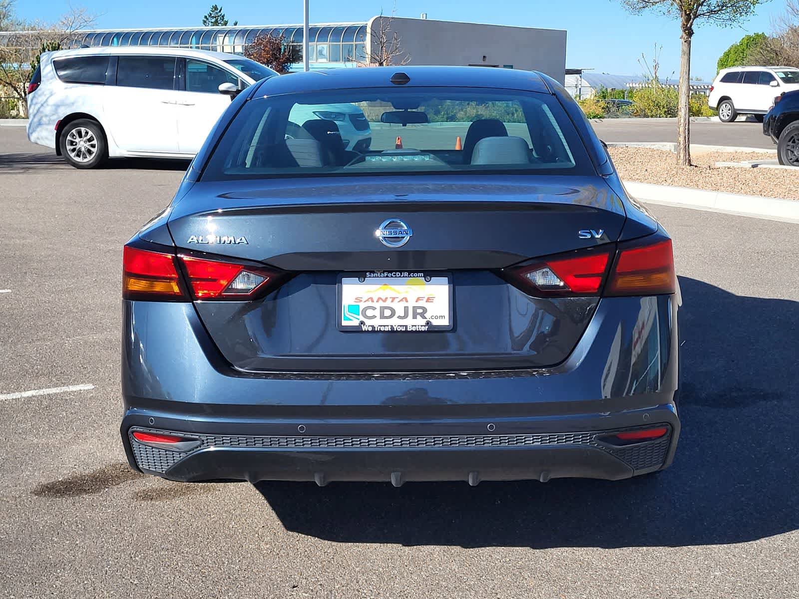 Used 2022 Nissan Altima 2.5 SV FWD image 6