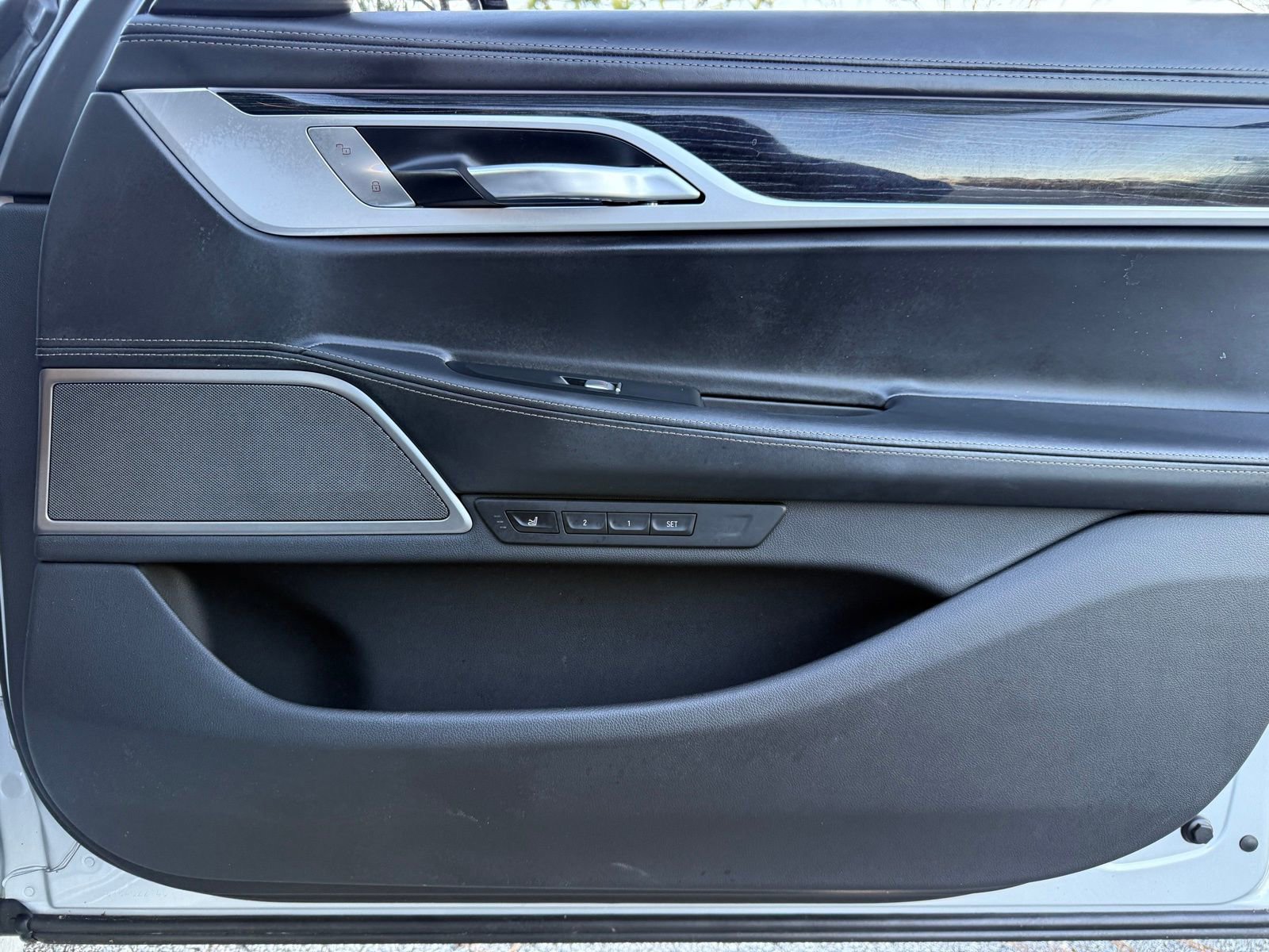 Used 2019 BMW 750i xDrive 750i xDrive w/ Executive Package image 46