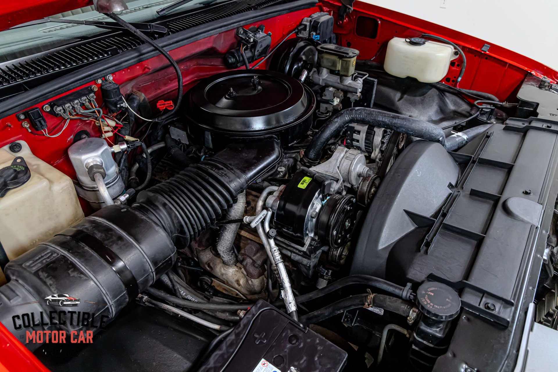 Used 1992 Chevrolet Silverado 1500 2WD Regular Cab image 98