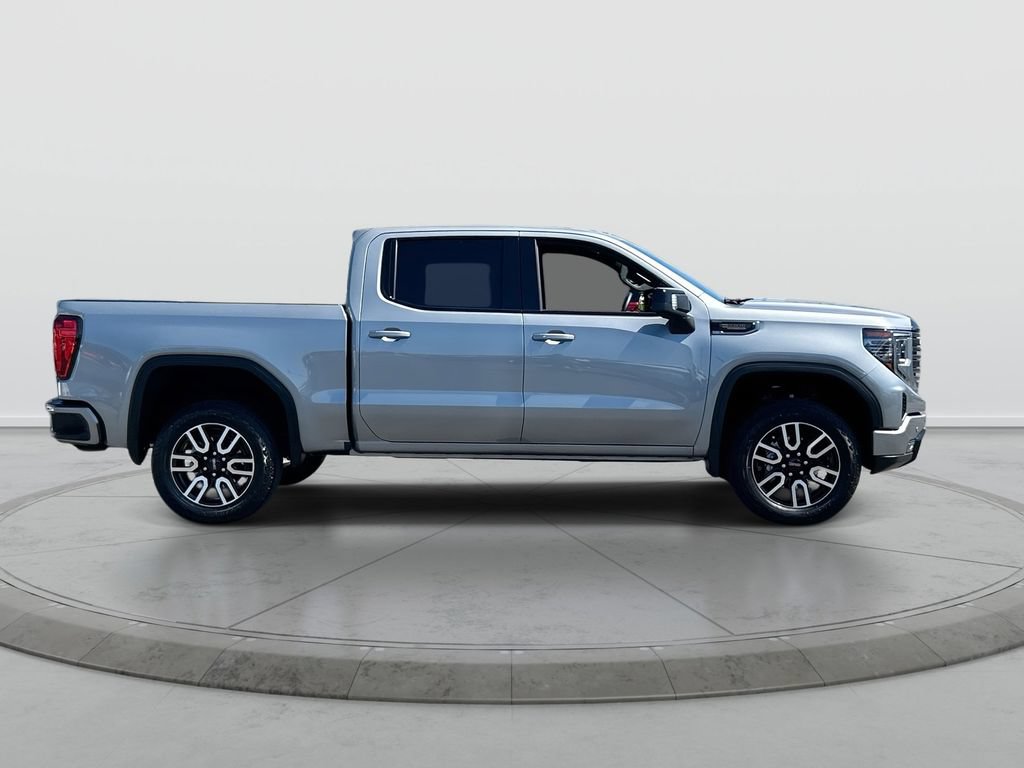 Used 2025 GMC Sierra 1500 AT4 w/ Technology Package AWD/4WD image 9