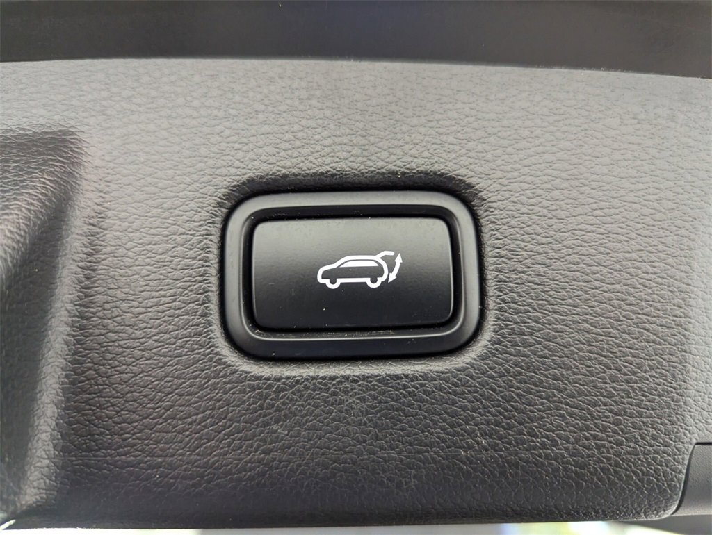 Used 2022 Kia Telluride SX w/ Towing Package image 19