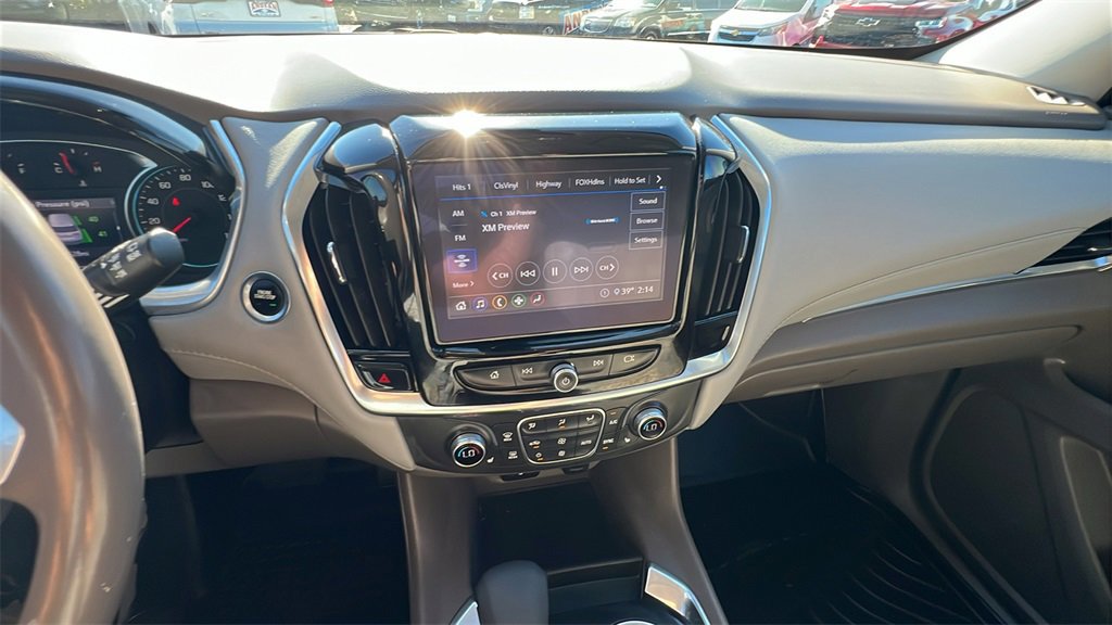 Used 2021 Chevrolet Traverse LT image 31