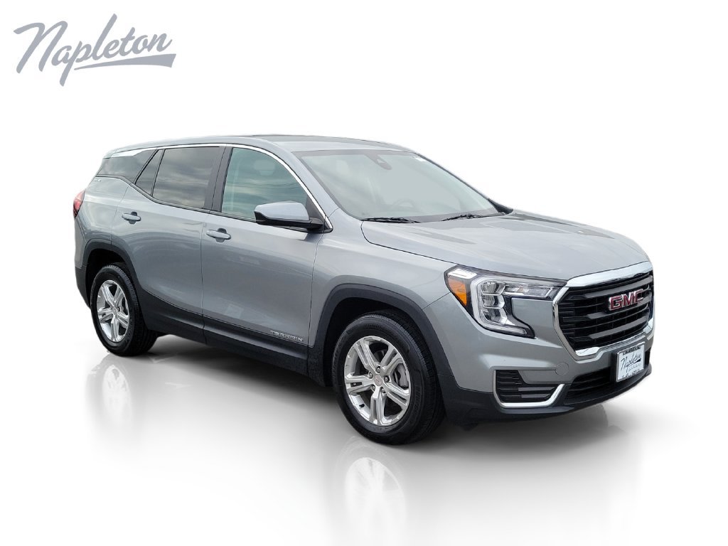 Used 2024 GMC Terrain SLE FWD image 8