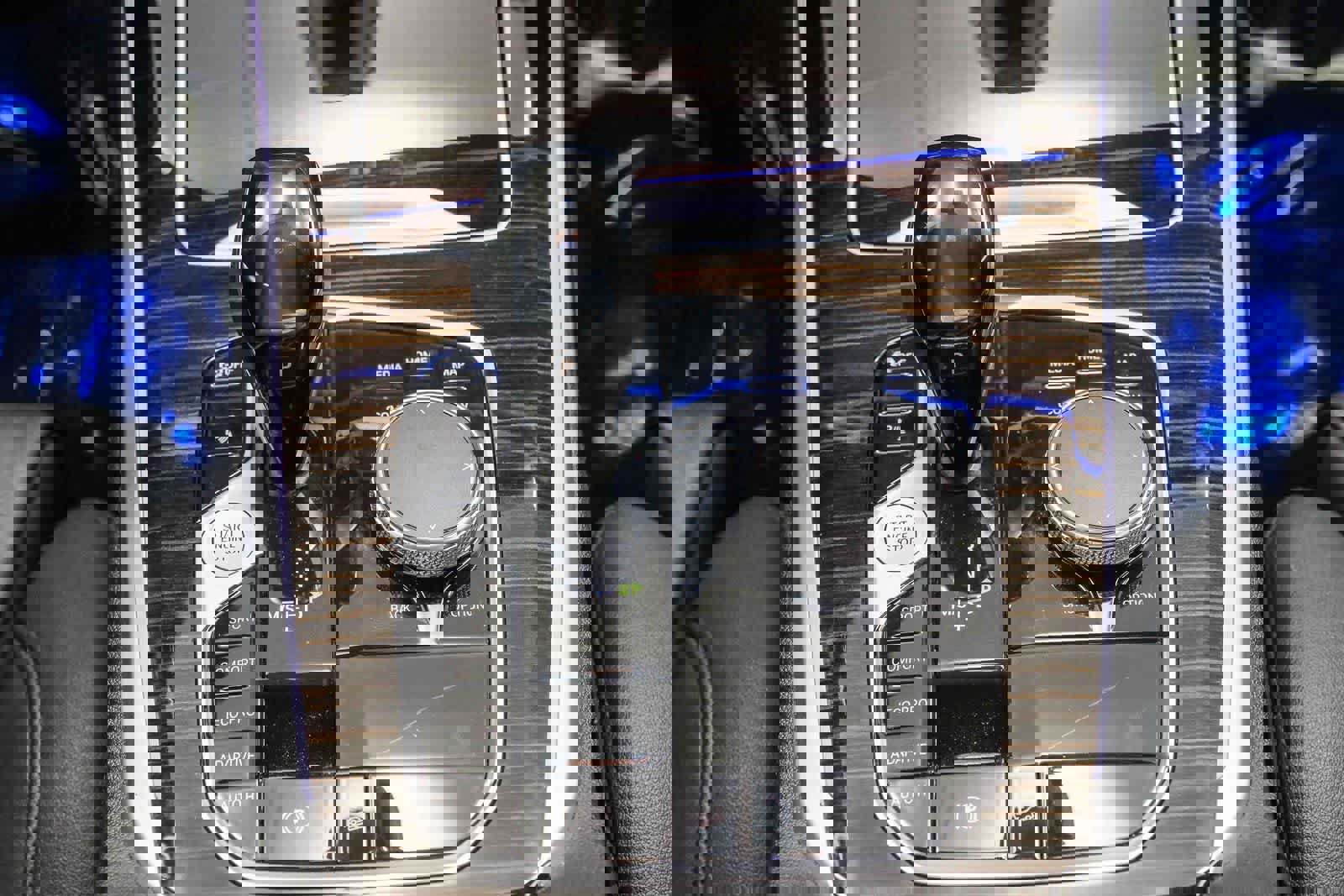 Used 2021 BMW X5 xDrive40i w/ Convenience Package image 19