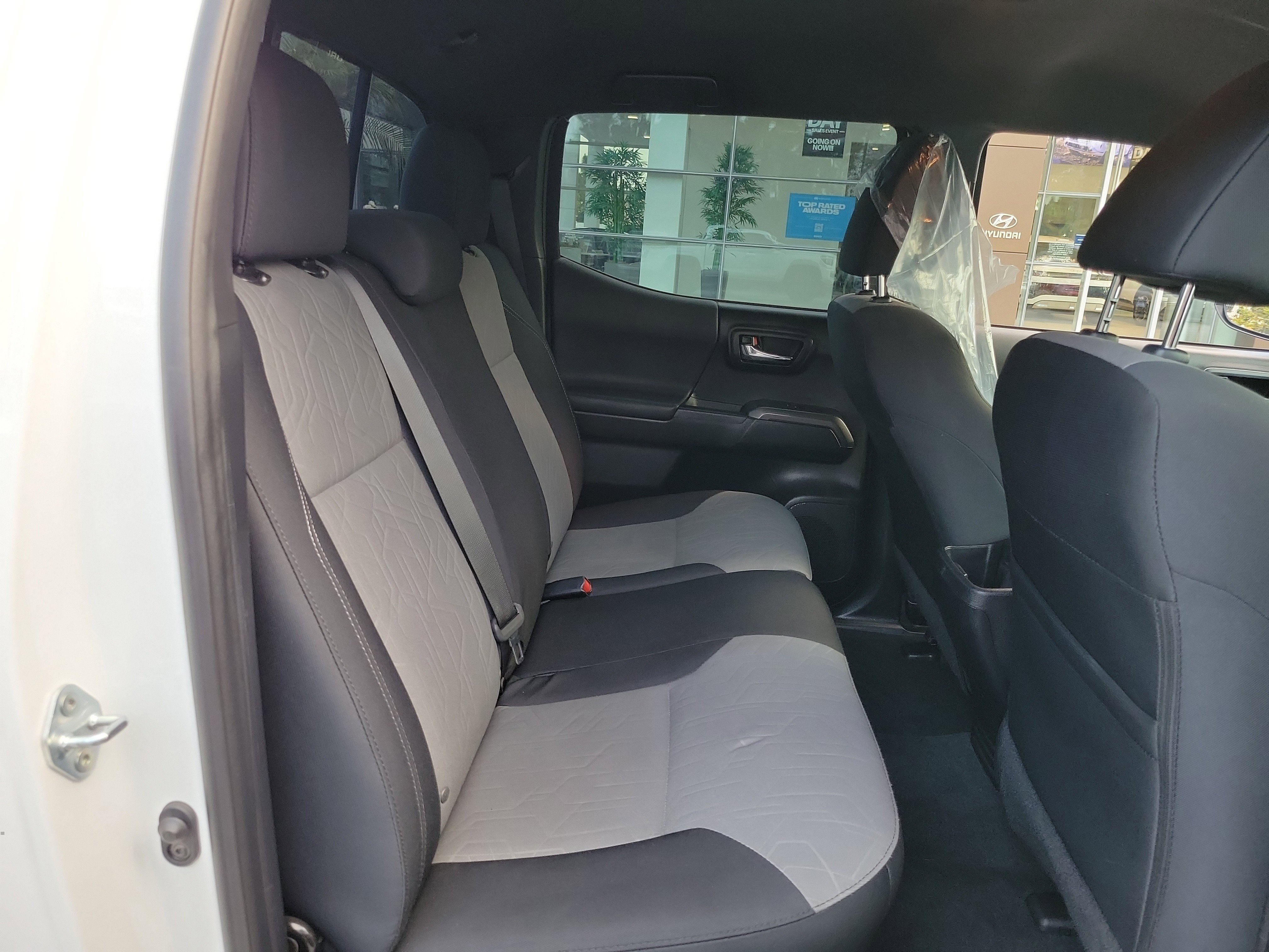 Used 2021 Toyota Tacoma TRD Off-Road w/ Technology Package AWD/4WD image 25