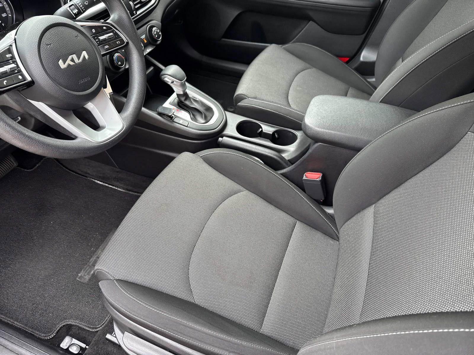 Used 2022 Kia Forte LXS image 21