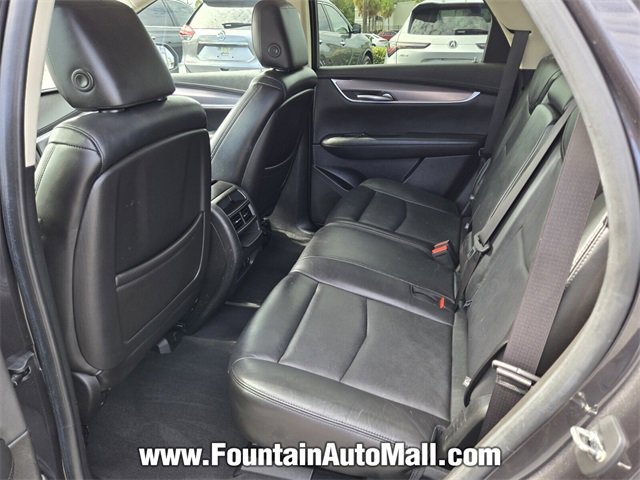 Used 2019 Cadillac XT5 Luxury image 9