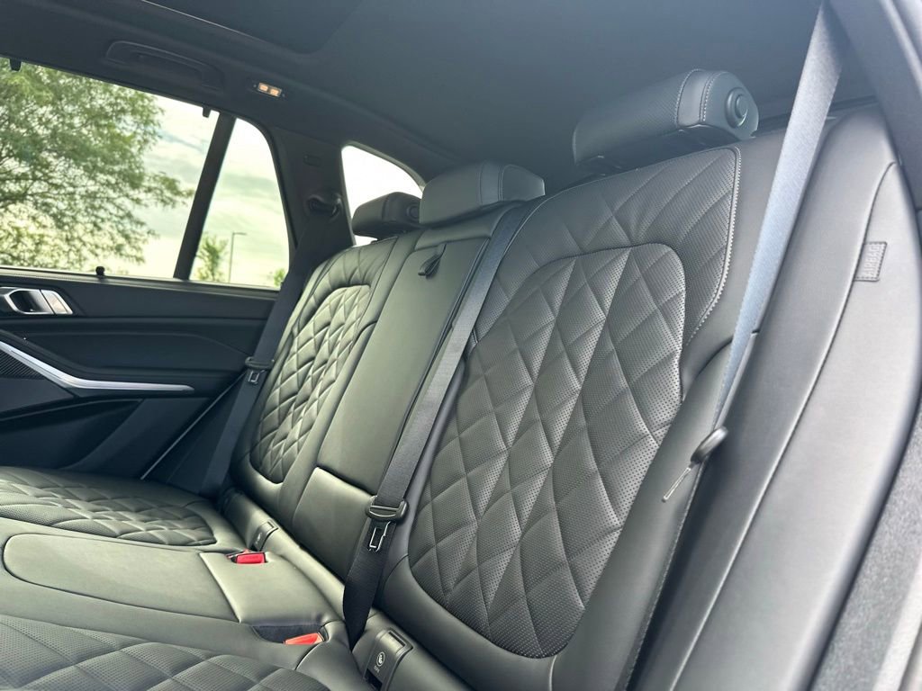New 2026 BMW X5 M60i image 22