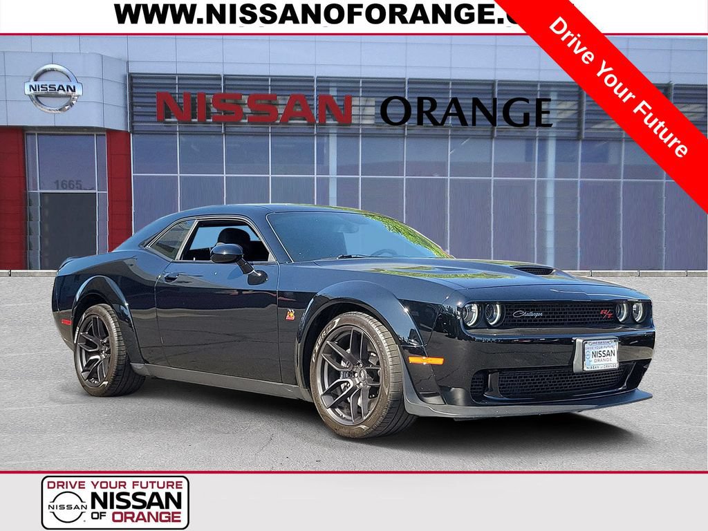 Used 2022 Dodge Challenger R/T Scat Pack RWD image 1