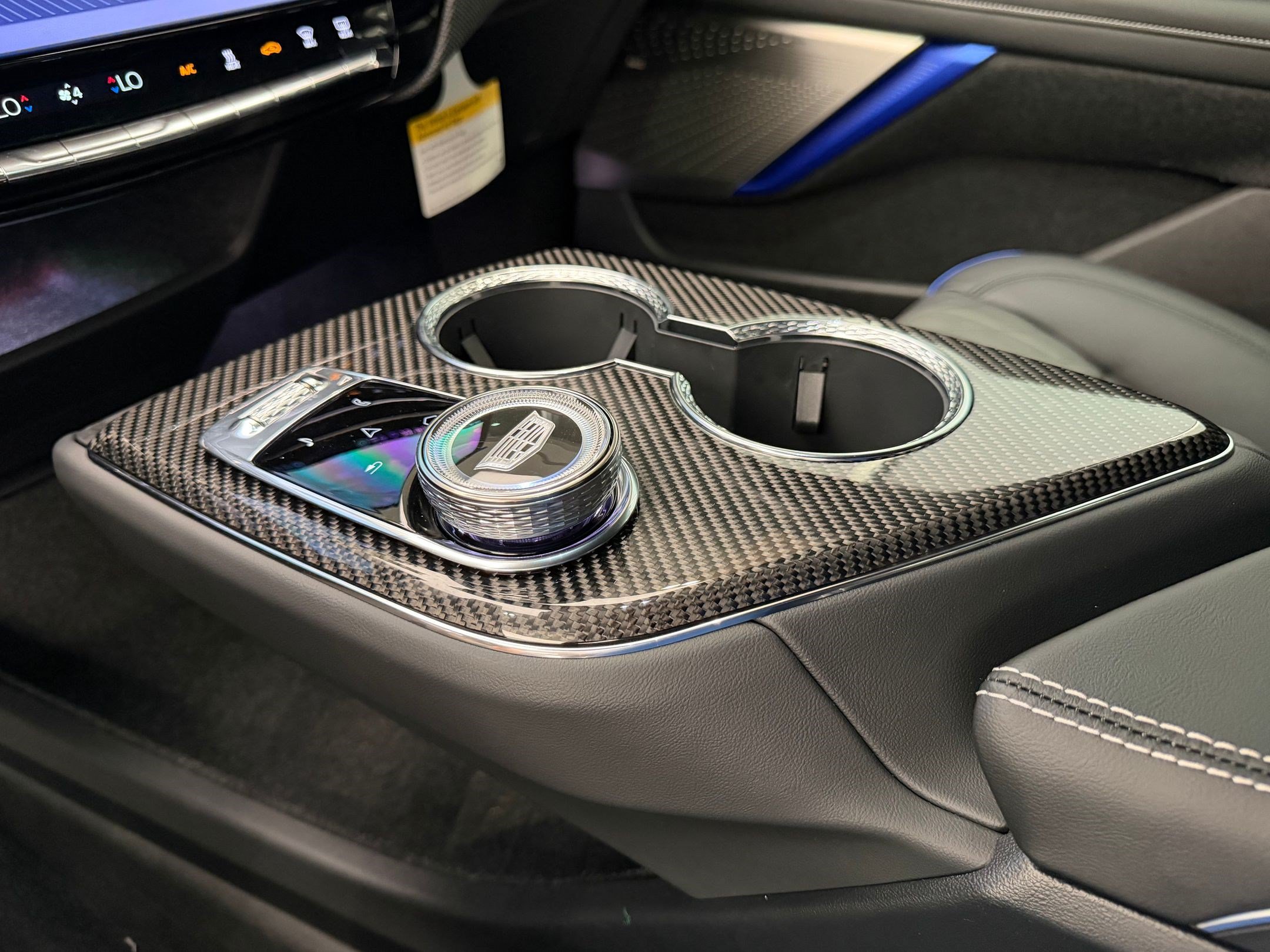 New 2027 Cadillac Optiq V w/ Deep Ocean Design Edition AWD/4WD image 18