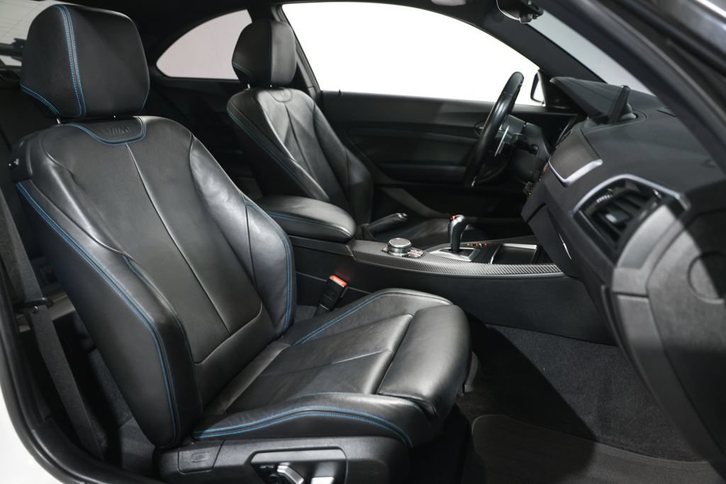 Used 2018 BMW M2 RWD image 24