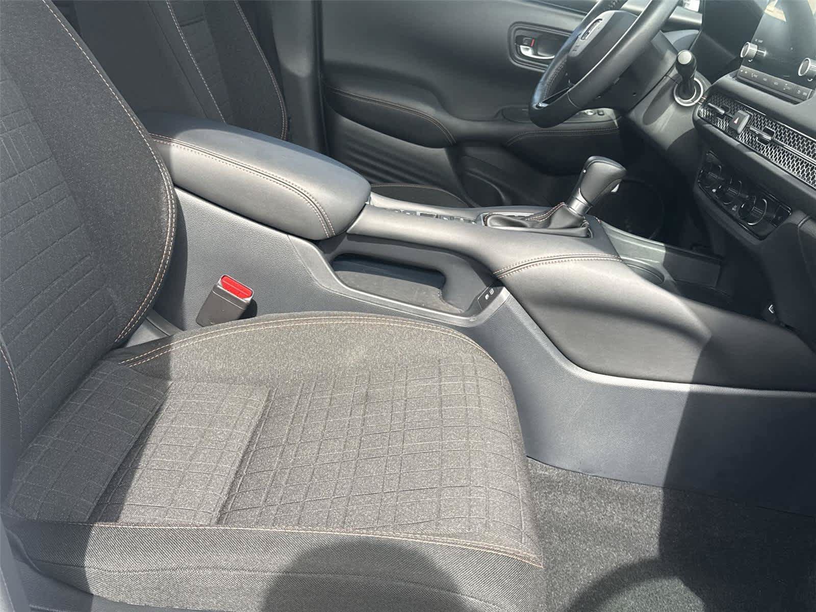 Used 2024 Honda HR-V Sport image 18