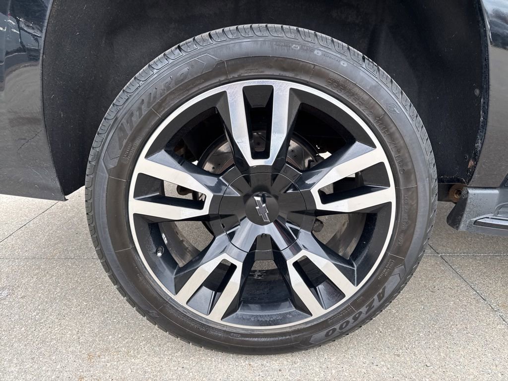 Used 2018 Chevrolet Suburban Premier AWD/4WD image 62