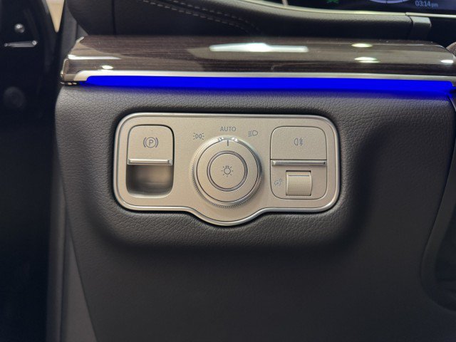 Certified 2025 Mercedes-Benz GLS 450 4MATIC image 43