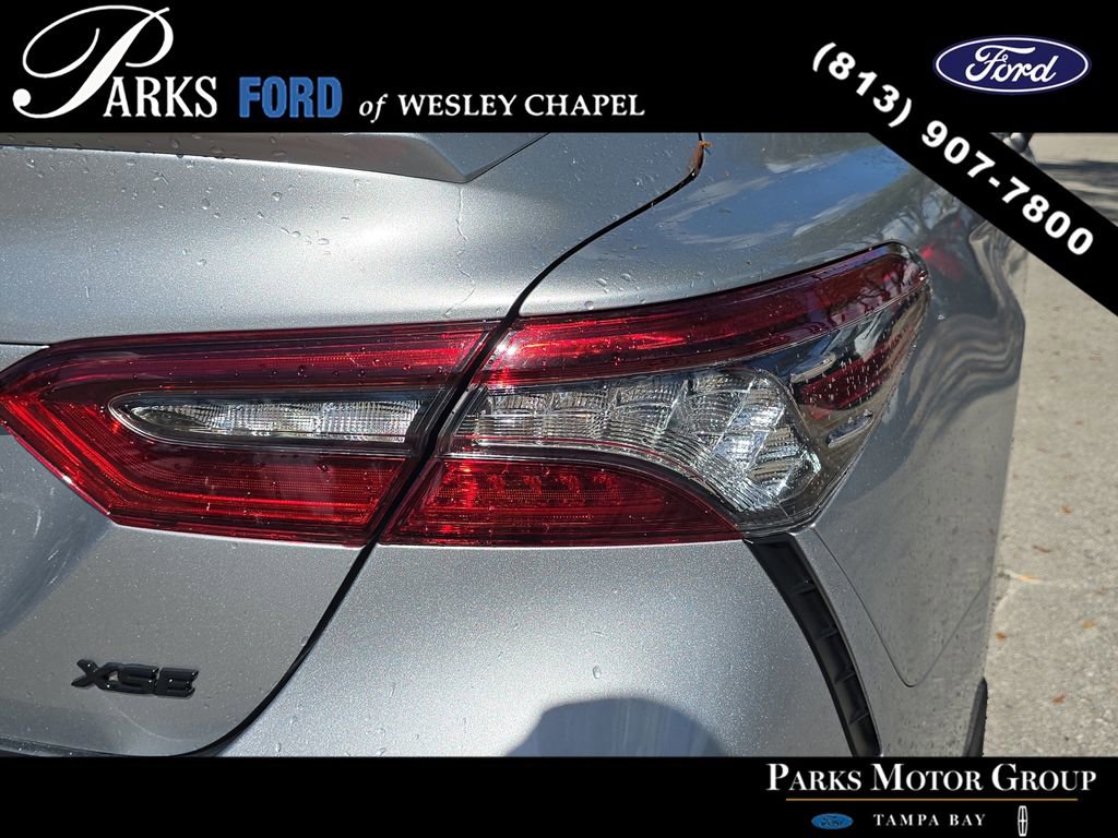 Used 2022 Toyota Camry XSE FWD image 7